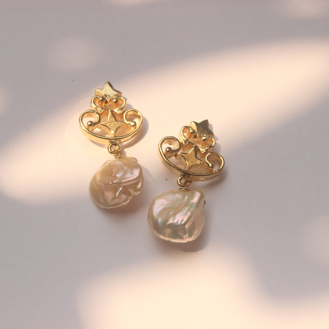 pearl-earrings