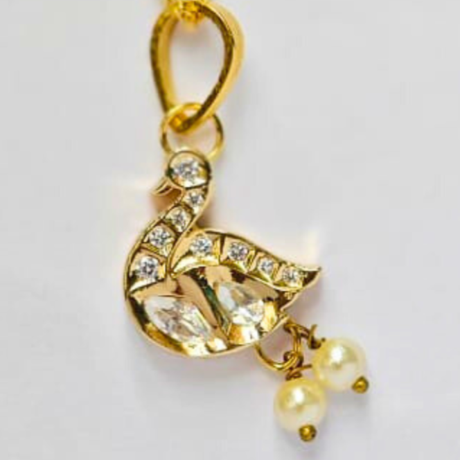 Gold-Swan-Kundan-Pendant
