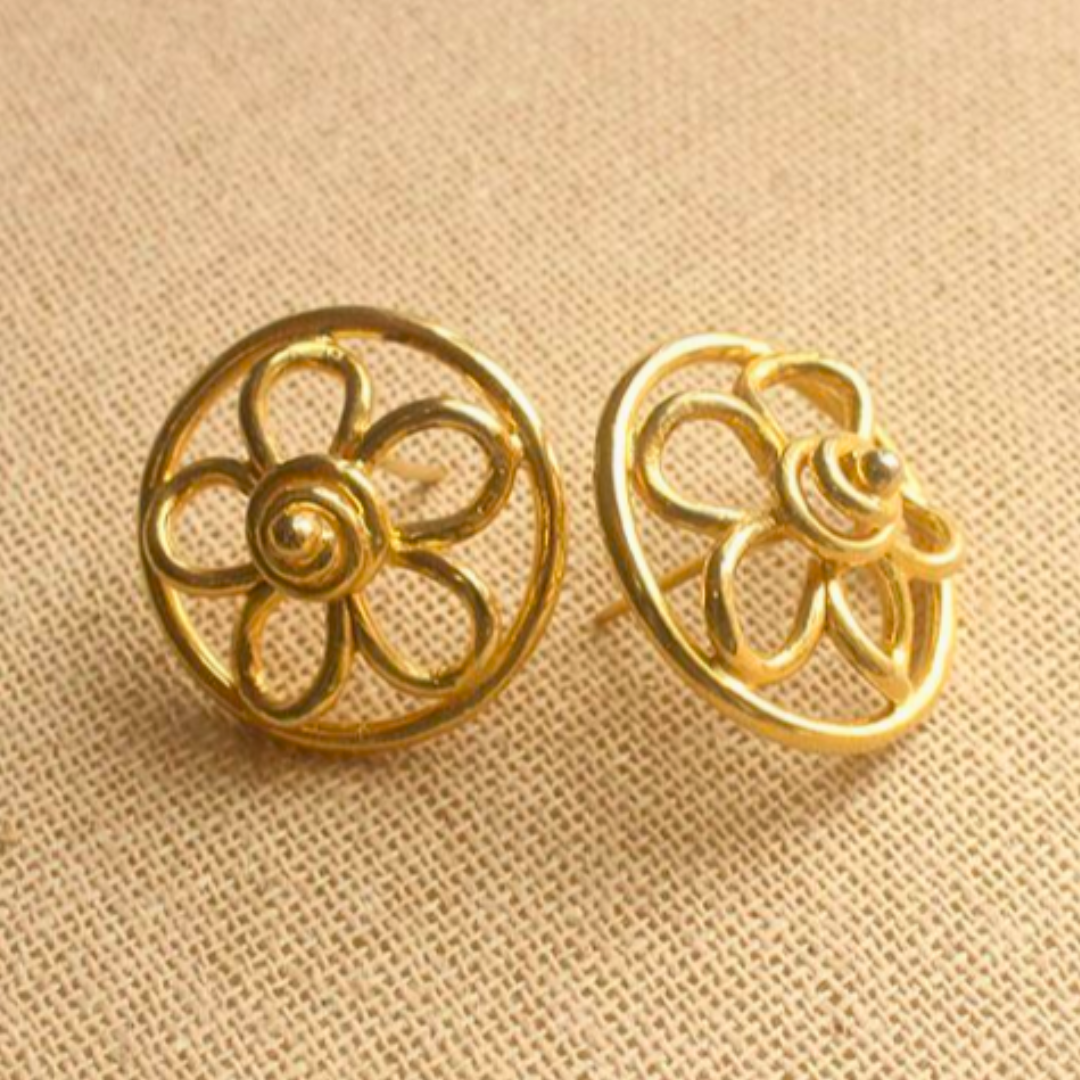 Round floral ear studs with retro spiral center, crafted in brass with gold finish