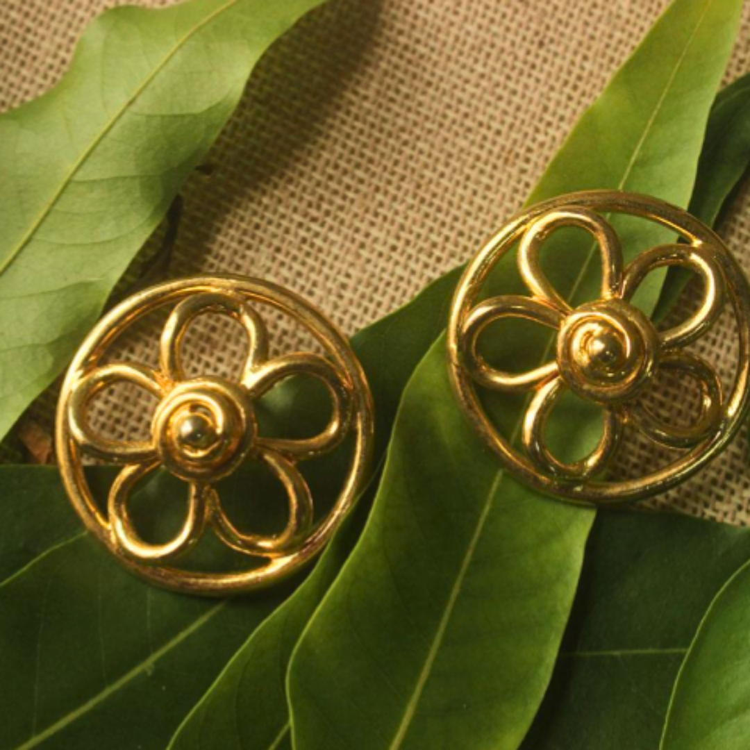 Round floral ear studs with retro spiral center, crafted in brass with gold finish