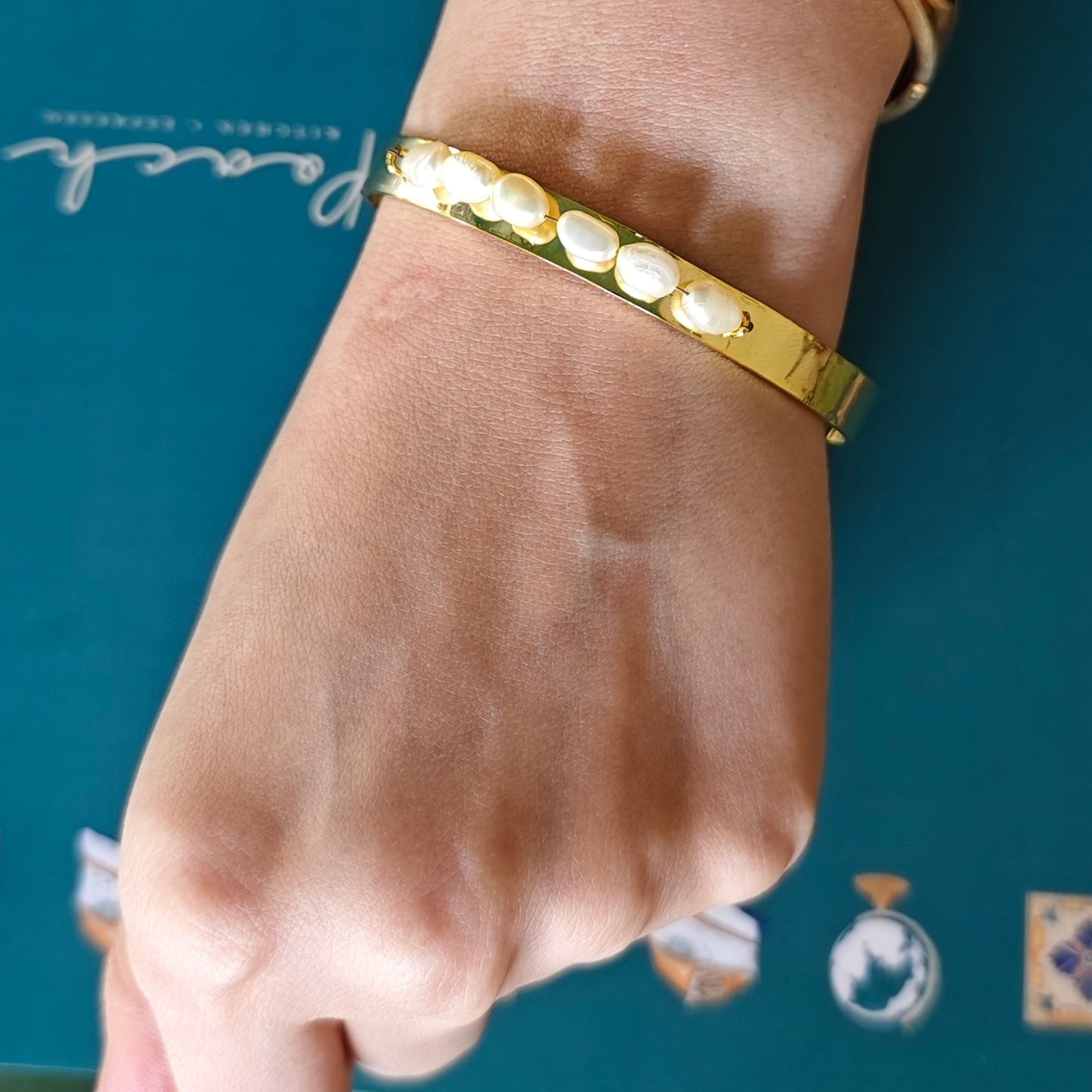 tumble_pearl_bracelet
