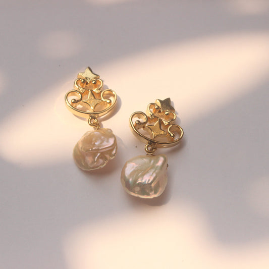 pearl-earrings