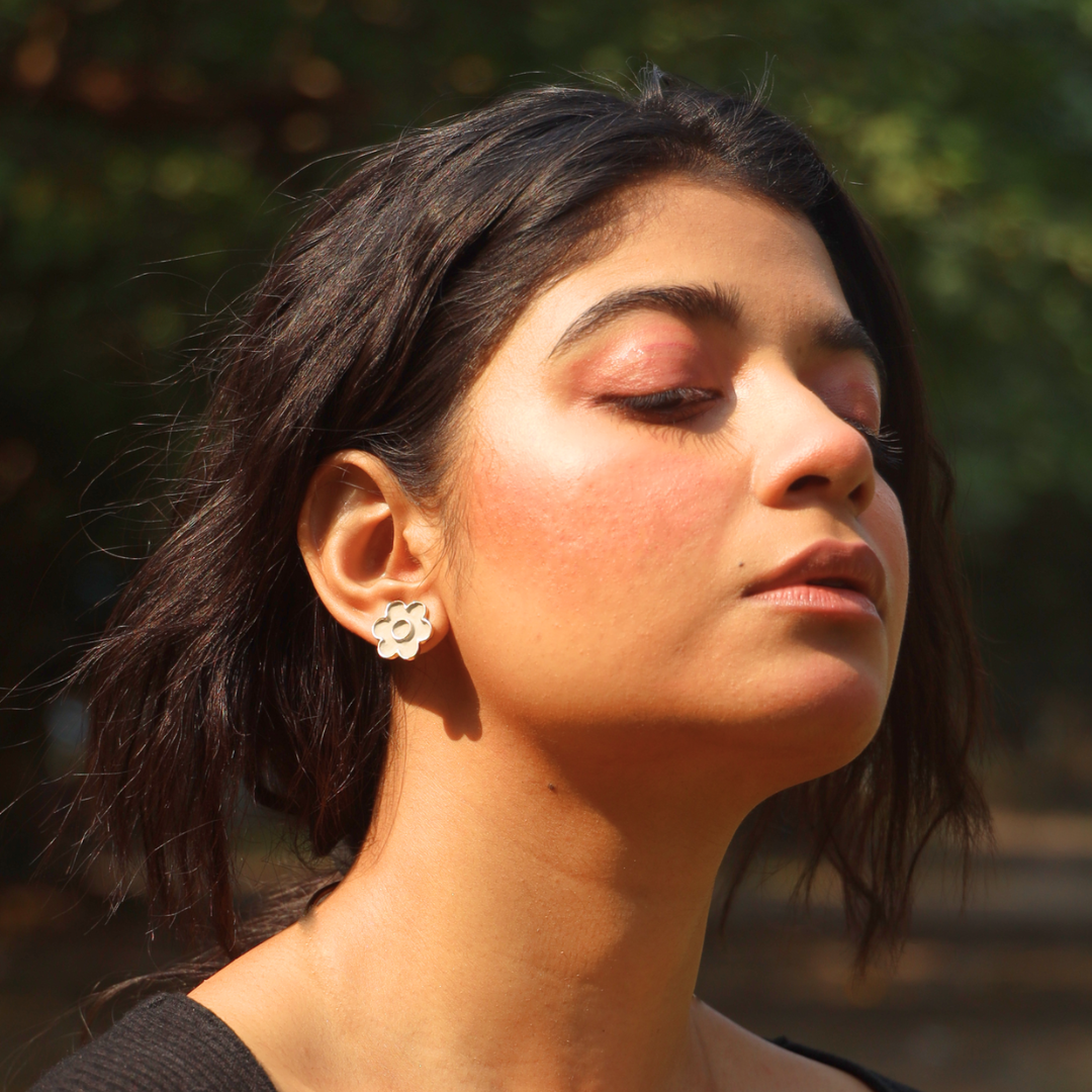 Floral-Cement-Torc-Necklace