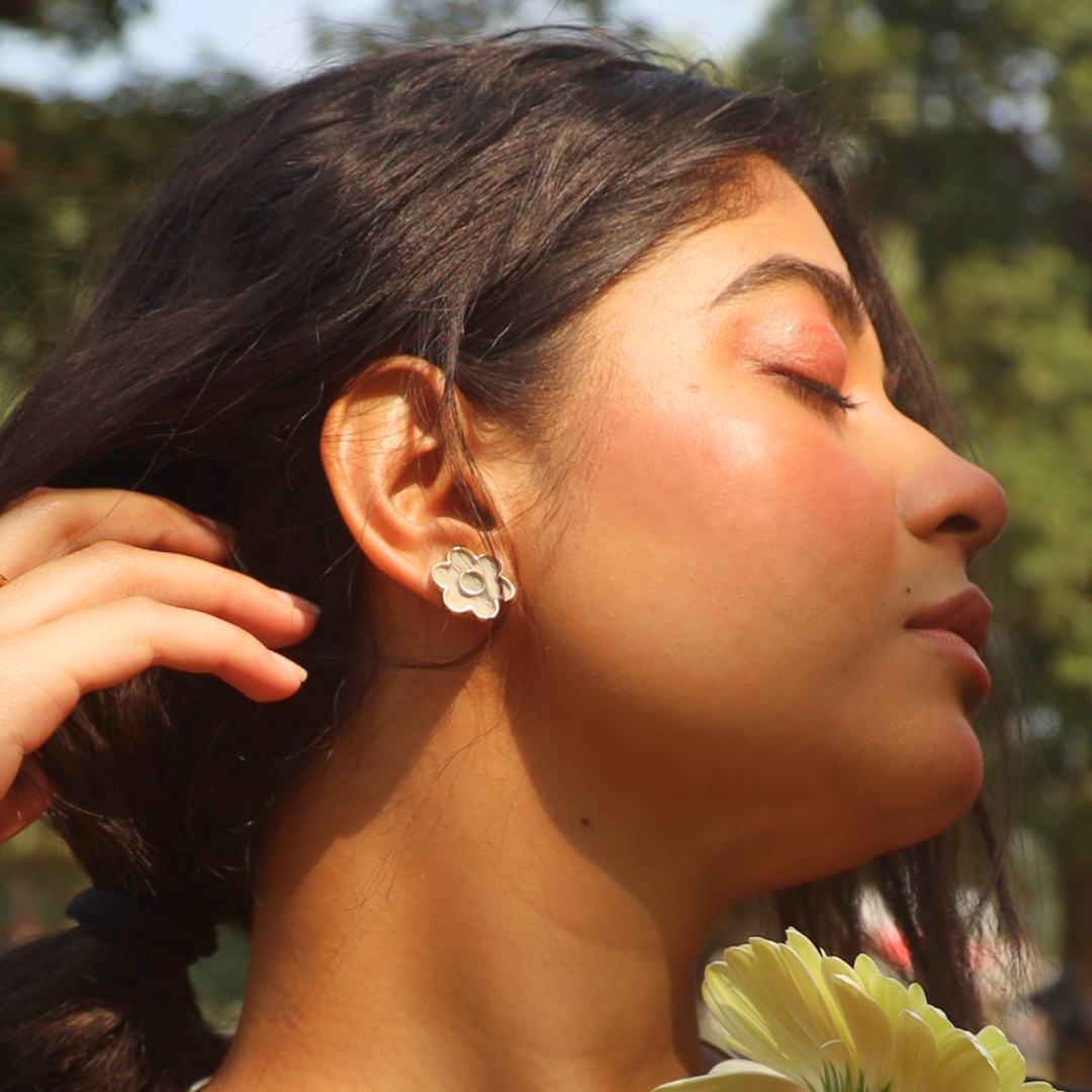 Floral-Cement-Torc-Necklace