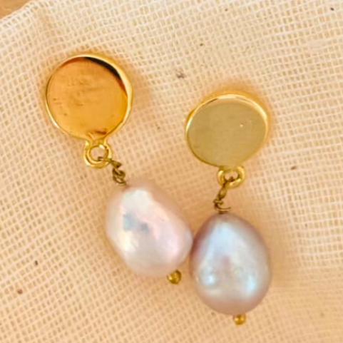 Golden-Round-Disk-Pearl-Drop-Earrings