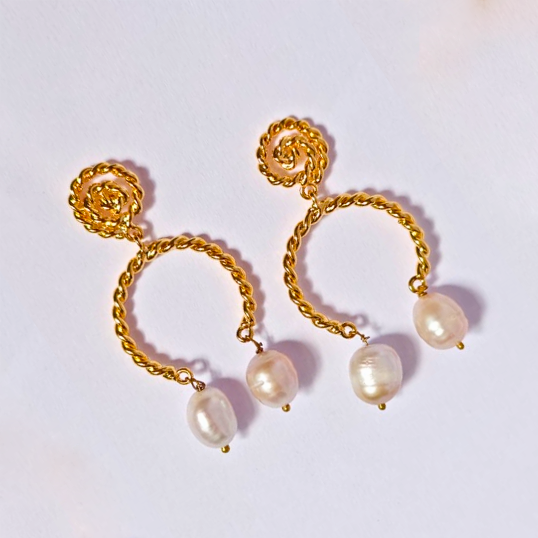 Halo-Whirl-Pearl-Earrings