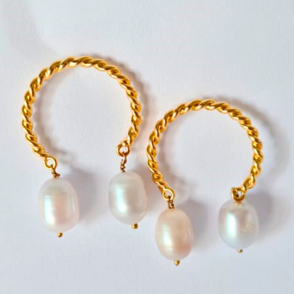 Luna-Drape-Pearl-Earrings