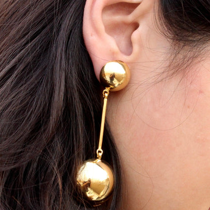 dangling-disc-earring