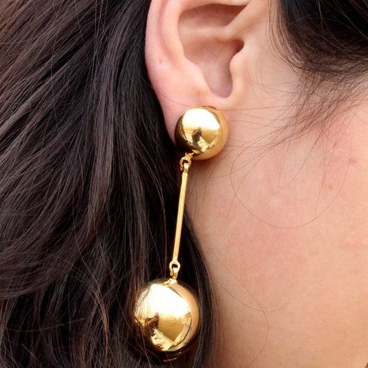dangling-disc-earring